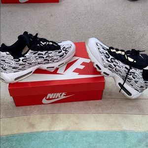 Used, AirMax 95 premium white